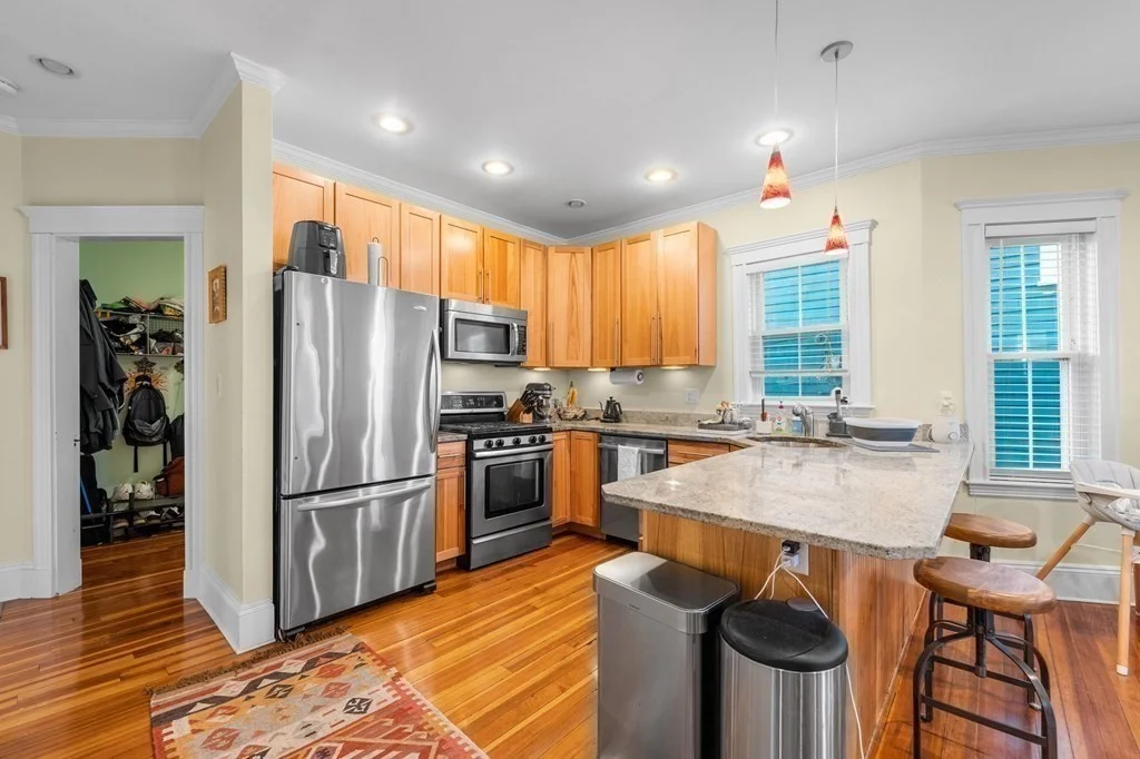 3 bed, 2 bath apartment for rent at 77 Montebello Rd Unit 1, Jamaica Plain — photo 6 of 16