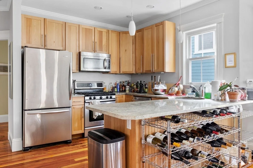 2 bed, 2 bath apartment for rent at 77 Montebello Rd Unit 2, Jamaica Plain — photo 6 of 19