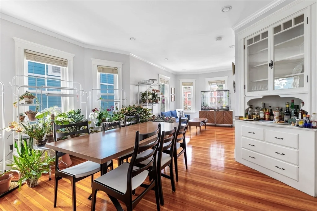 2 bed, 2 bath apartment for rent at 77 Montebello Rd Unit 2, Jamaica Plain — photo 3 of 19