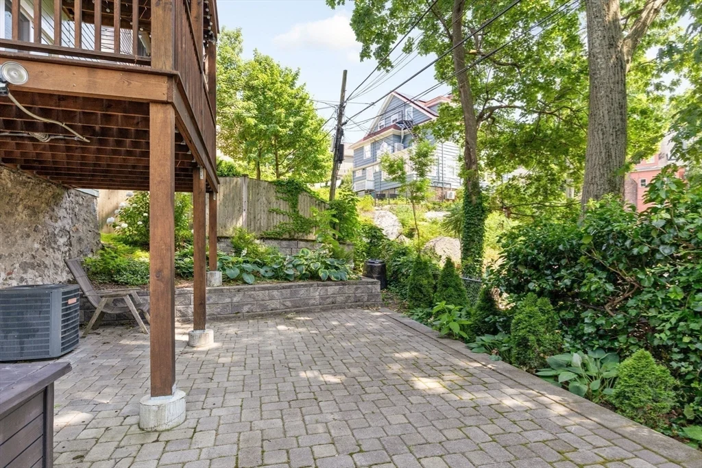 2 bed, 2 bath apartment for rent at 77 Montebello Rd Unit 2, Jamaica Plain — photo 17 of 19