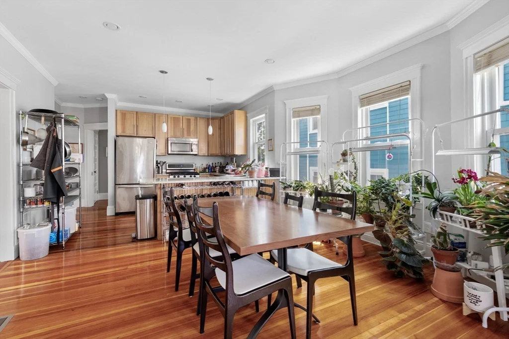 2 bed, 2 bath apartment for rent at 77 Montebello Rd Unit 2, Jamaica Plain — photo 2 of 19