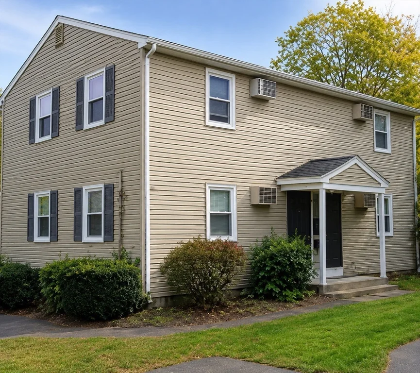 2 bed, 1 bath apartment for rent at 77 Moseley Unit B, Westfield — photo 1 of 7