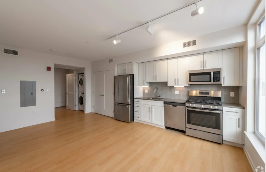 Studio bed, 1 bath apartment for rent at 77 New St Unit 105, Neighborhood Nine — photo 9 of 11