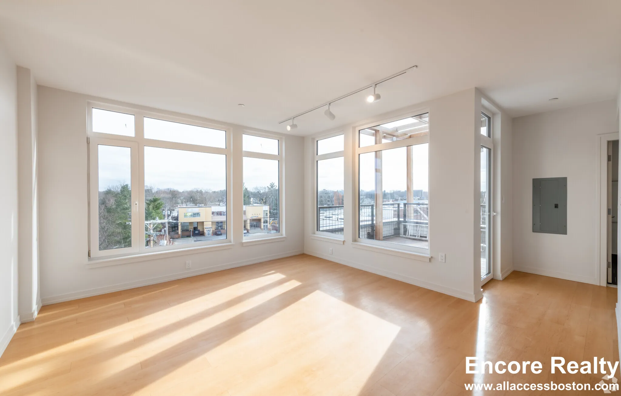 3 bed, 2 bath apartment for rent at 77 New St Unit 225, Neighborhood Nine — photo 10 of 67