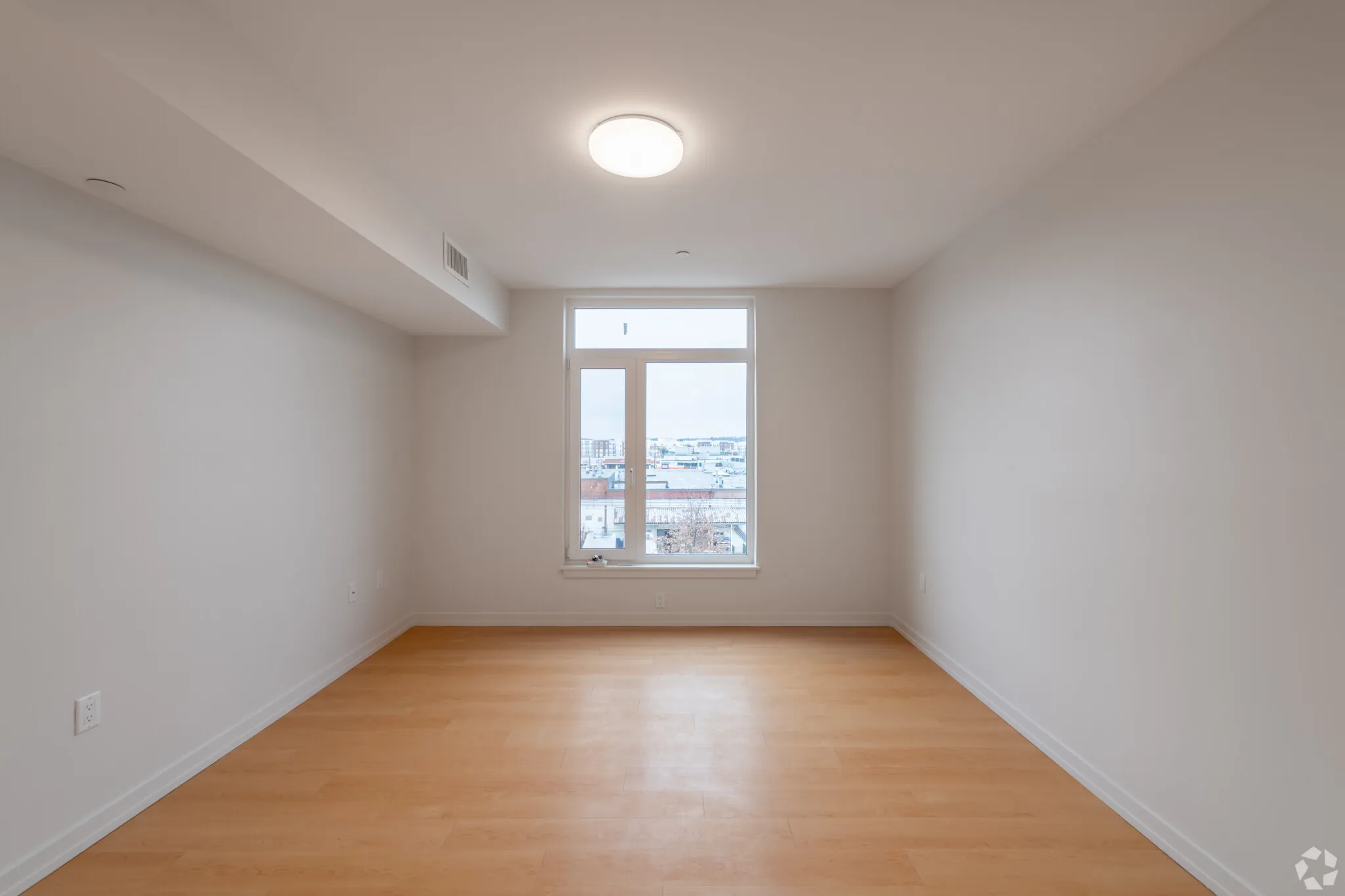 3 bed, 2 bath apartment for rent at 77 New St Unit 225, Neighborhood Nine — photo 58 of 67