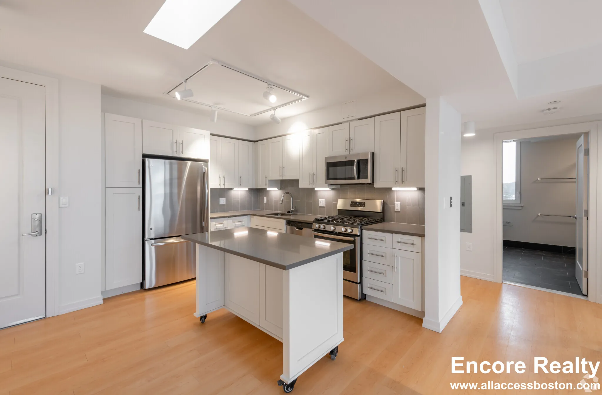 3 bed, 2 bath apartment for rent at 77 New St Unit 225, Neighborhood Nine — photo 2 of 67