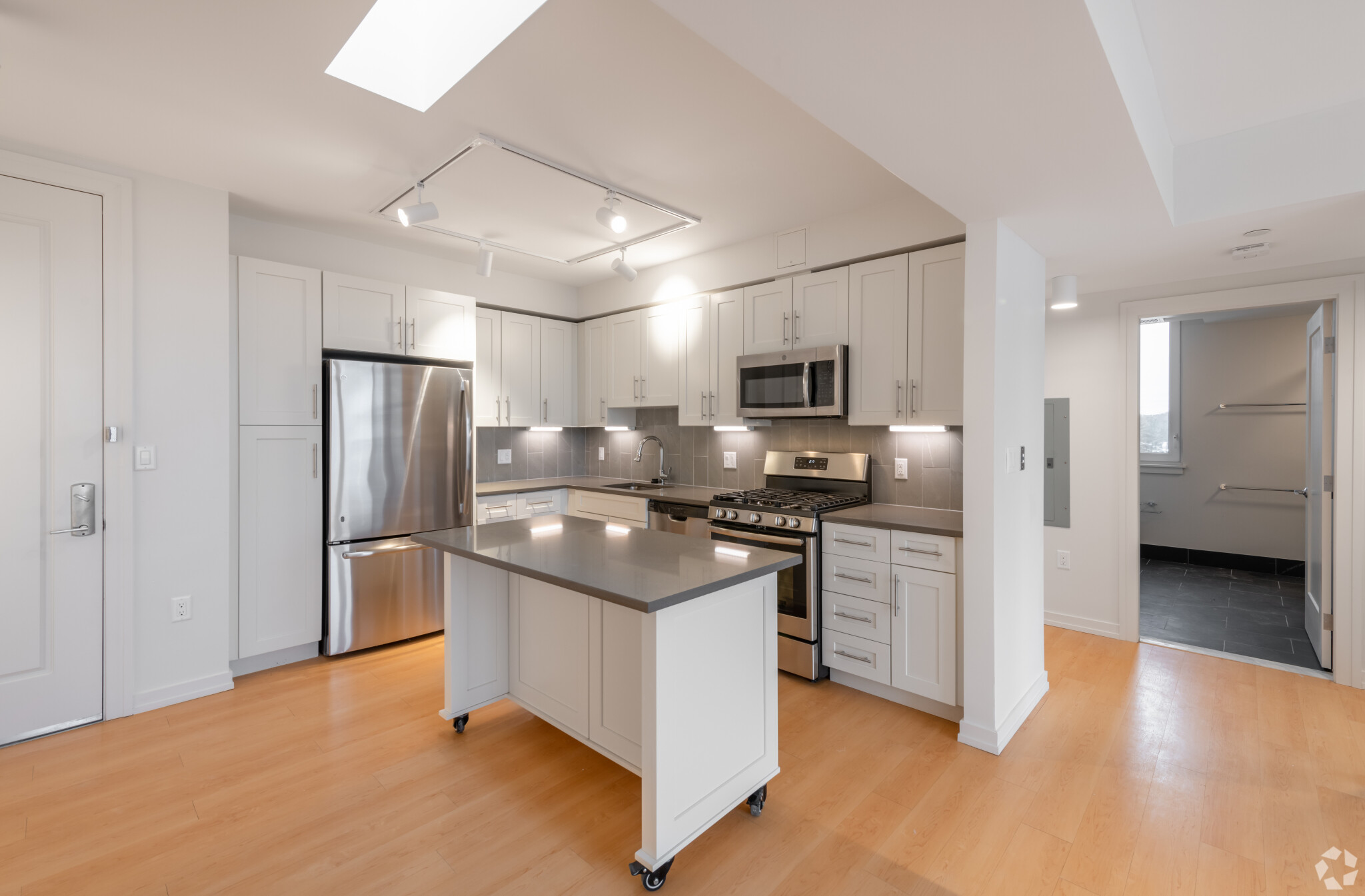 3 bed, 2 bath apartment for rent at 77 New St Unit C325, Neighborhood Nine — photo 2 of 36