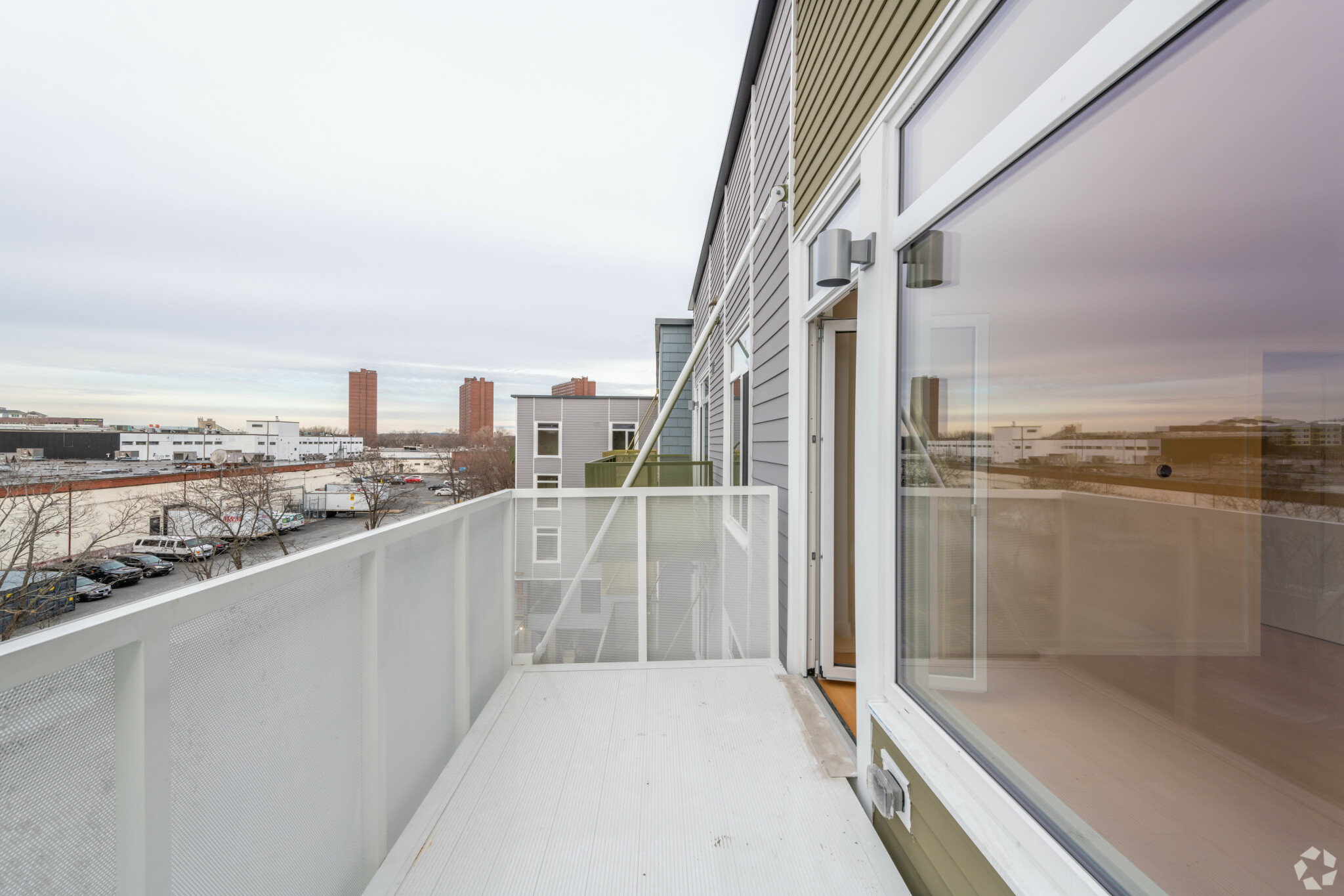 3 bed, 2 bath apartment for rent at 77 New St Unit C325, Neighborhood Nine — photo 31 of 36
