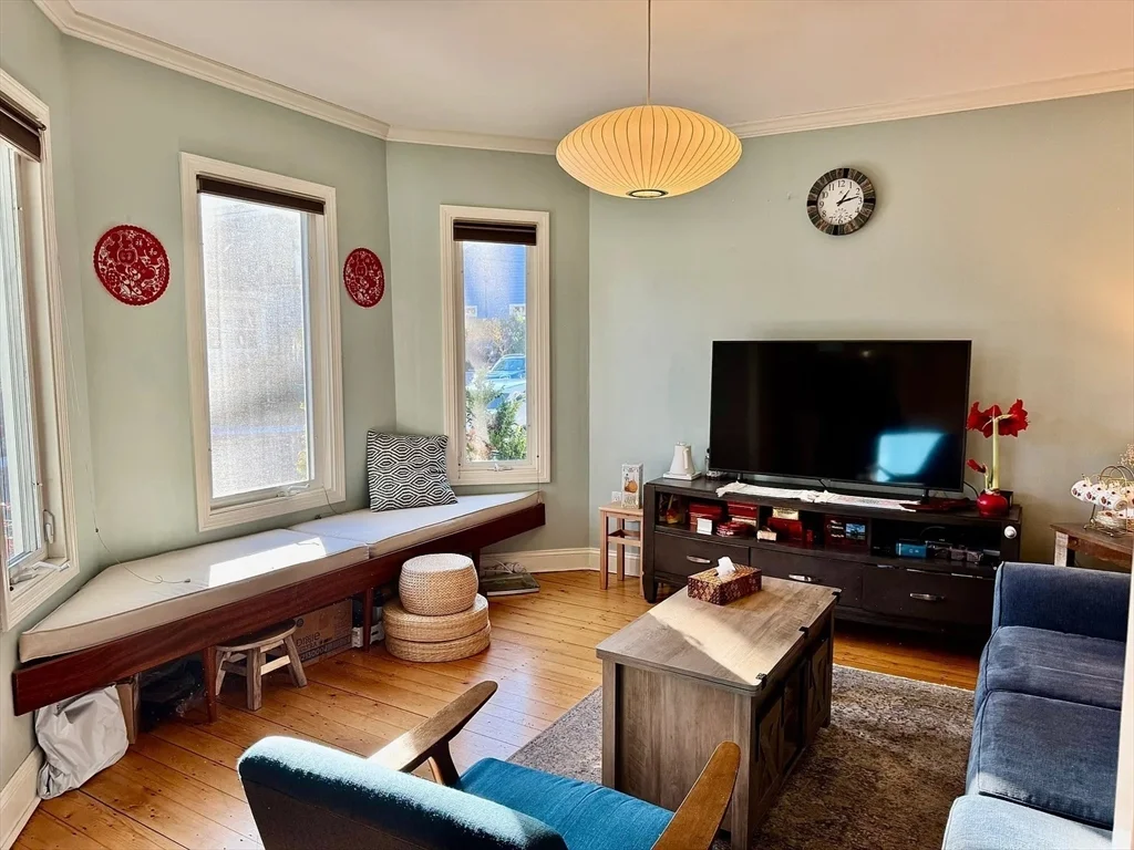 2 bed, 1 bath apartment for rent at 77 Park Ave Unit 1, Cambridge — photo 5 of 28