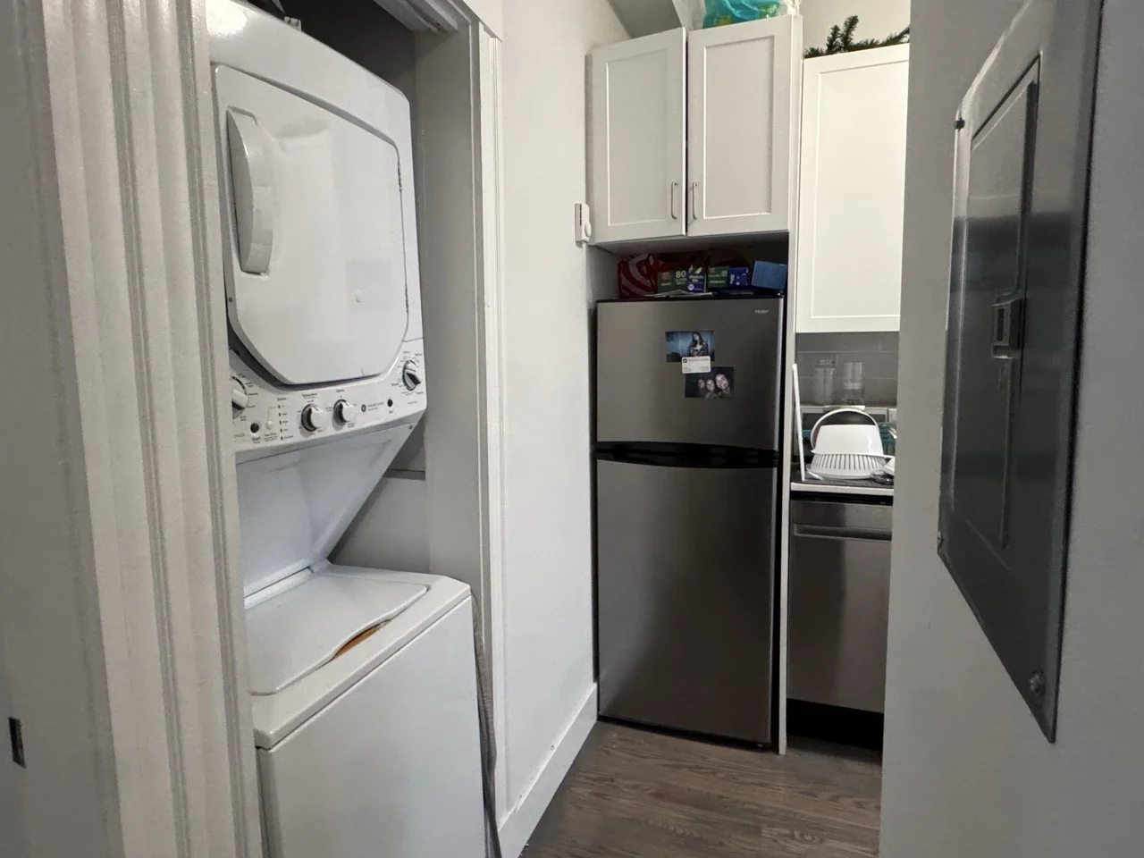 3 bed, 1 bath apartment for rent at 77 Park Dr Unit 1, Fenway — photo 11 of 12