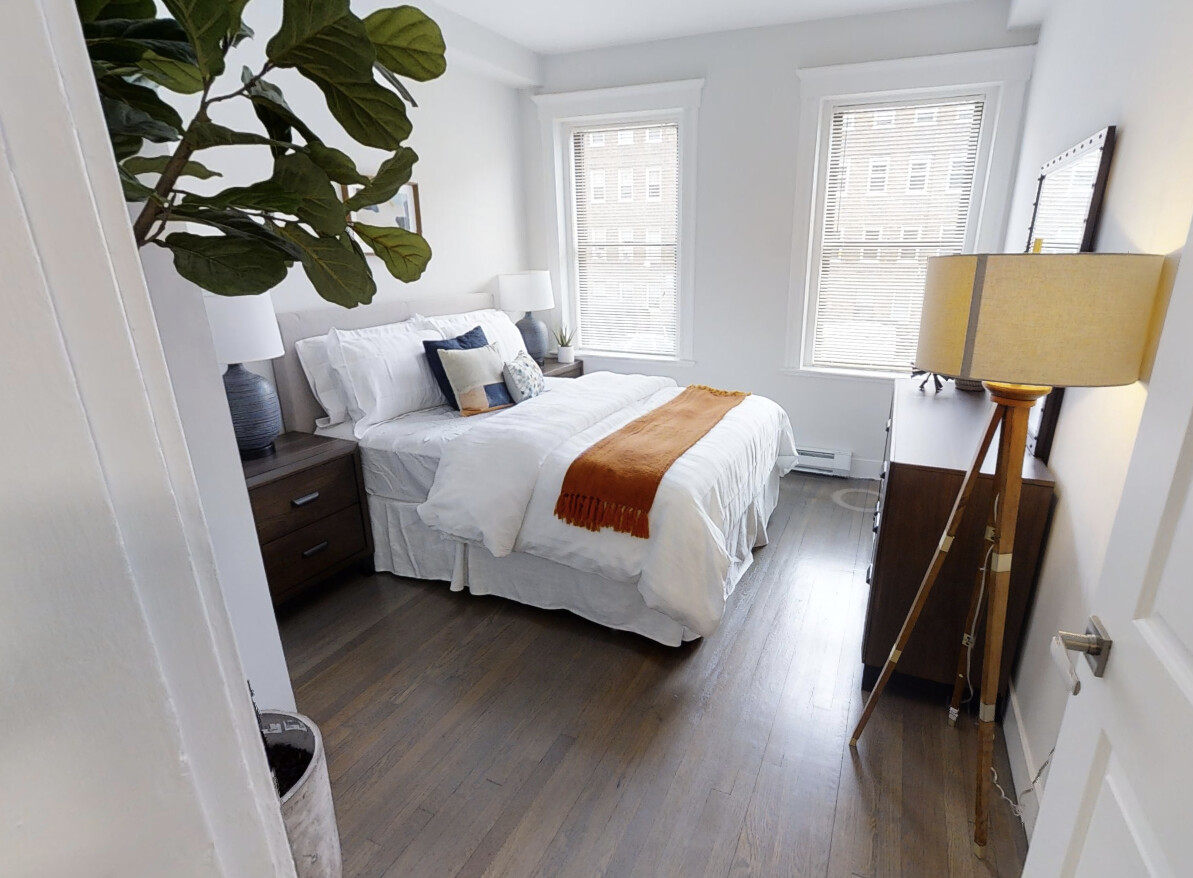 2 bed, 1 bath apartment for rent at 77 Park Dr Unit 21, Fenway — photo 2 of 8