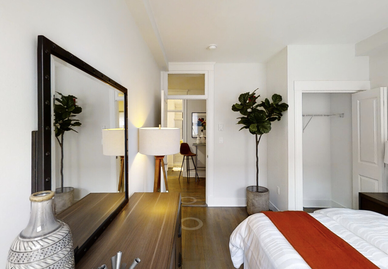 2 bed, 1 bath apartment for rent at 77 Park Dr Unit 21, Fenway — photo 3 of 8