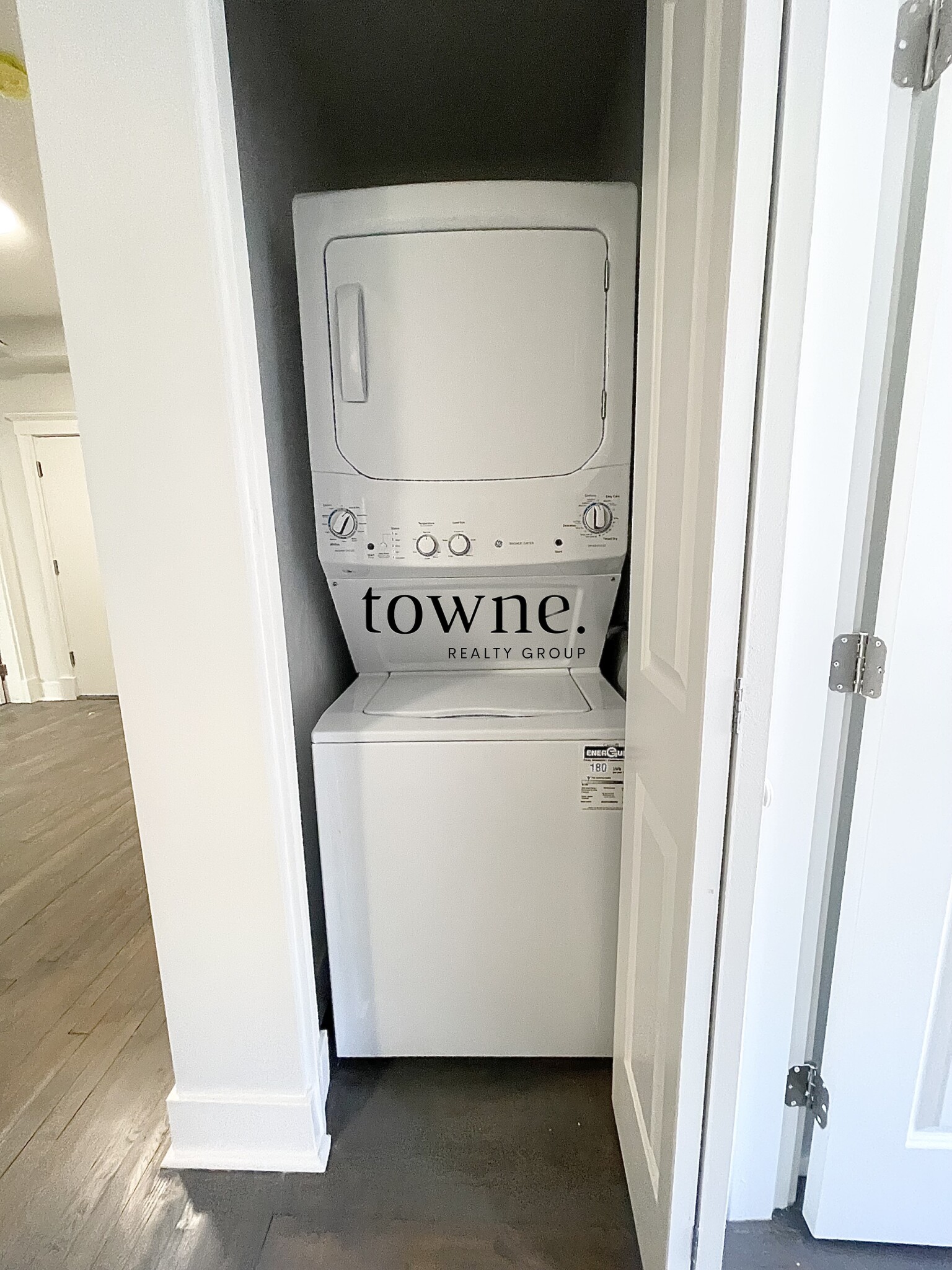 2 bed, 1 bath apartment for rent at 77 Park Dr Unit 25, Fenway — photo 7 of 8
