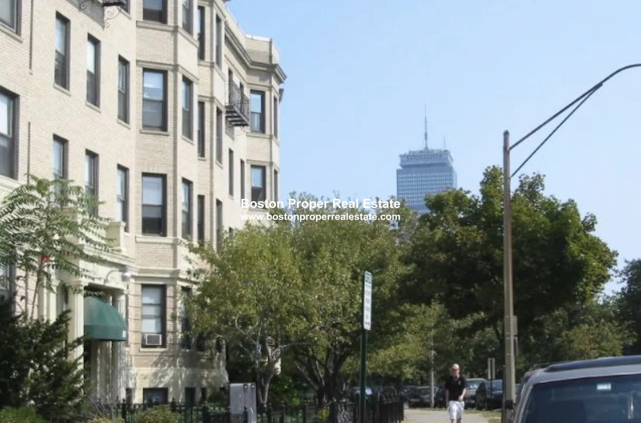 Studio bed, 1 bath apartment for rent at 77 Park Dr Unit 4A, Fenway — photo 9 of 11