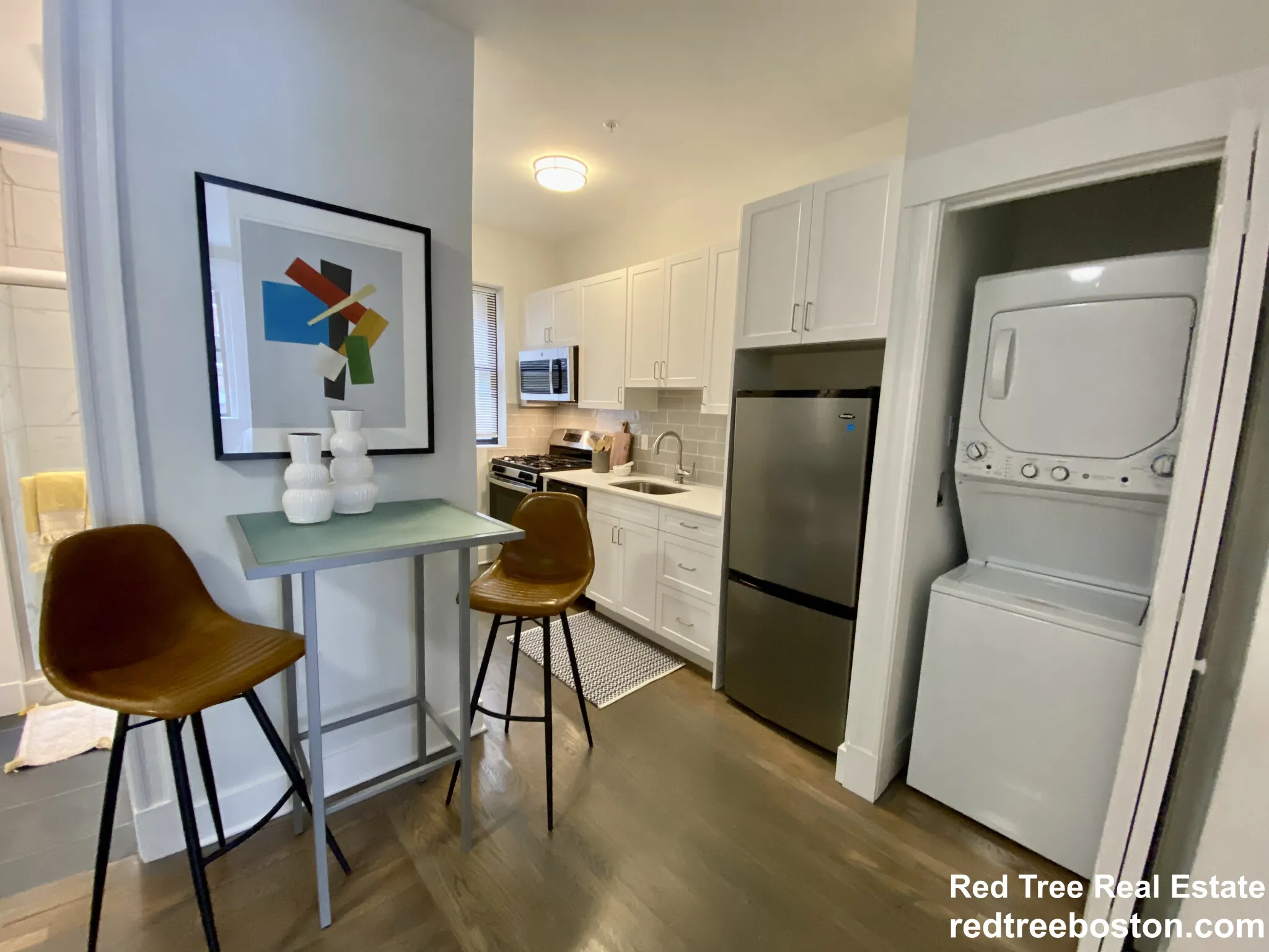 2 bed, 1 bath apartment for rent at 77 Park Dr Unit 8, Fenway — photo 5 of 13