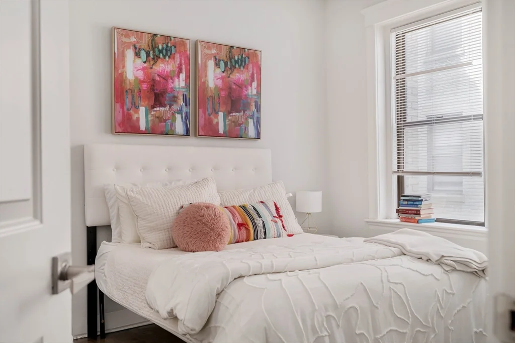 2 bed, 1 bath apartment for rent at 77 Park Dr Unit 9, Fenway — photo 8 of 18