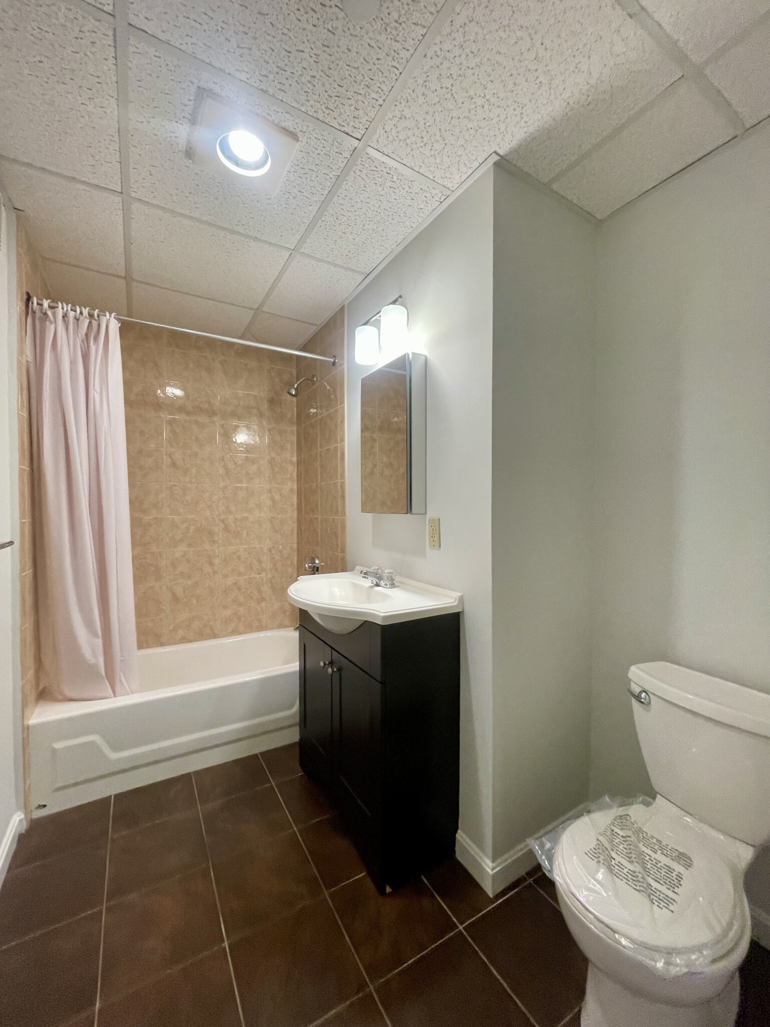 2 bed, 1 bath apartment for rent at 77 Park Dr Unit A, Fenway — photo 5 of 17