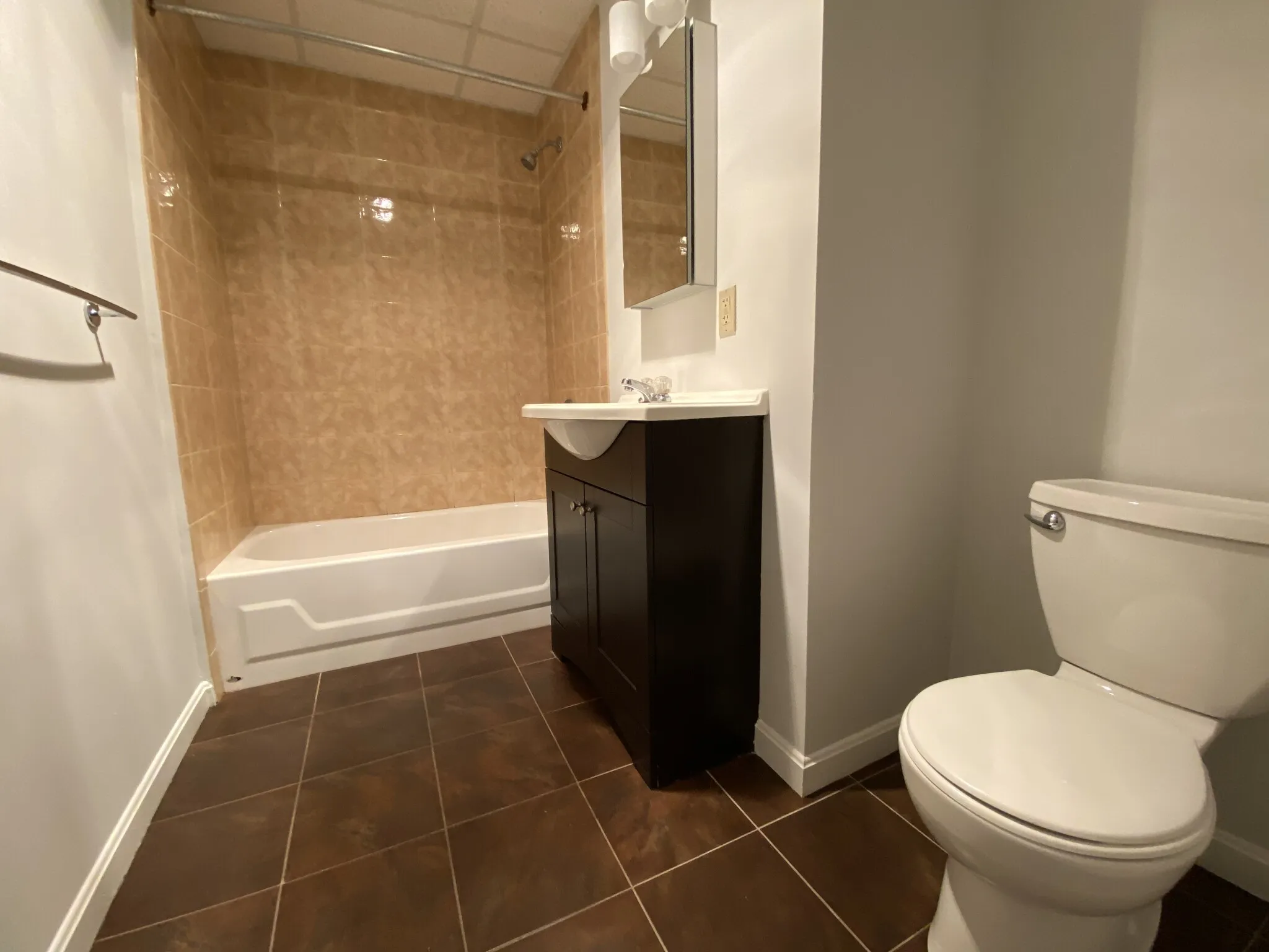 2 bed, 1 bath apartment for rent at 77 Park Dr Unit A, Fenway — photo 6 of 7