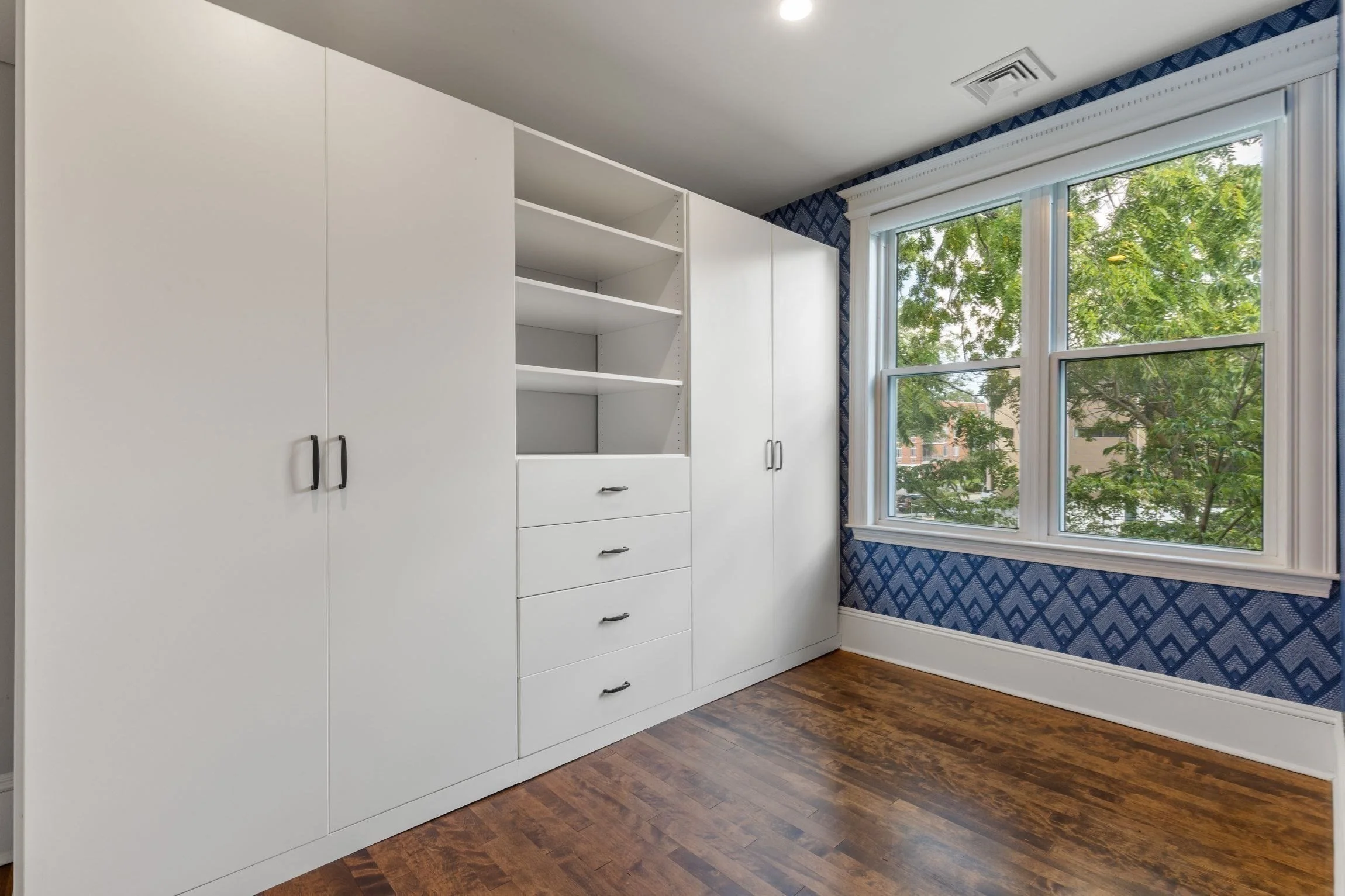 3 bed, 2 bath apartment for rent at 77 Park St Unit 2, Coolidge Corner — photo 17 of 27