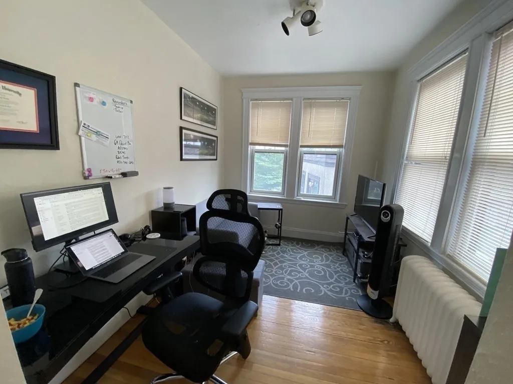 2 bed, 1 bath apartment for rent at 77 Parkman St Unit 4, North Brookline — photo 6 of 11