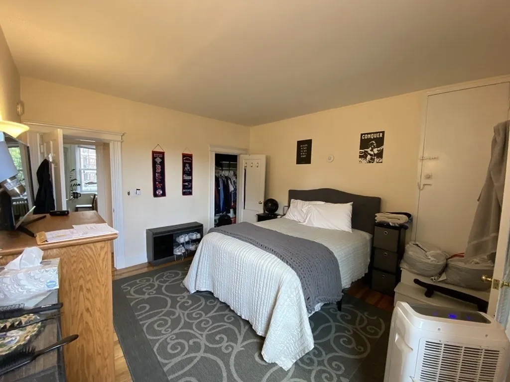 2 bed, 1 bath apartment for rent at 77 Parkman St Unit 4, North Brookline — photo 4 of 11