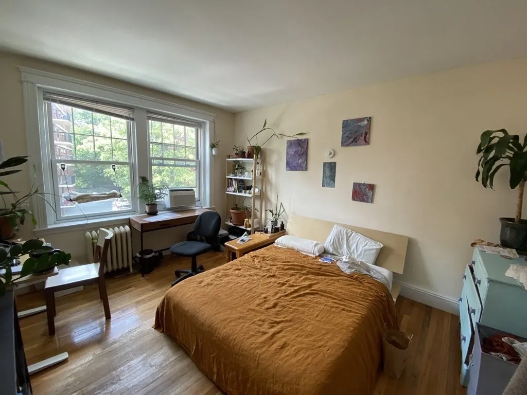 2 bed, 1 bath apartment for rent at 77 Parkman St Unit 4, North Brookline — photo 7 of 11