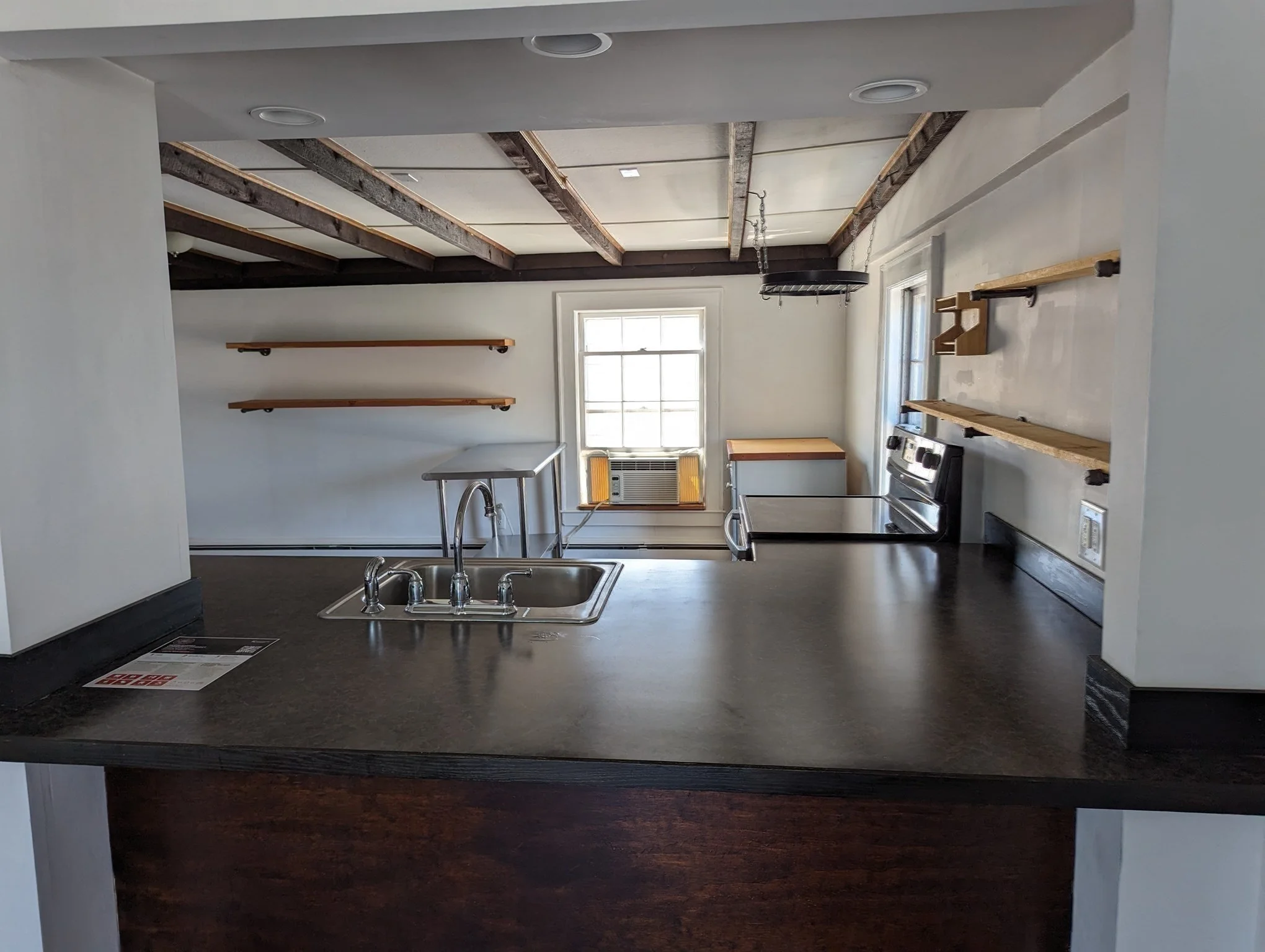 1 bed, 1 bath apartment for rent at 77 Pleasant Unit 6, Newburyport — photo 11 of 19