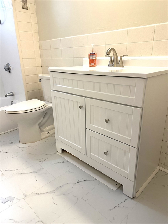 2 bed, 1 bath apartment for rent at 77 Plymouth St Unit 1, Quincy — photo 6 of 14