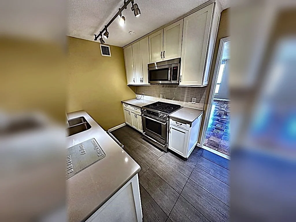 3 bed, 2 bath apartment for rent at 77 Pond Ave Unit 1001, Coolidge Corner — photo 2 of 23