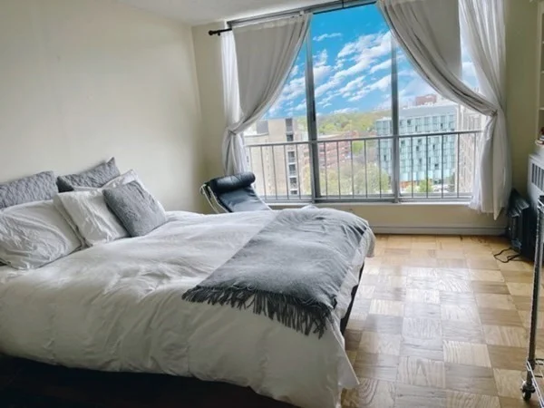 2 bed, 2 bath apartment for rent at 77 Pond Ave Unit 1505, Brookline — photo 12 of 25