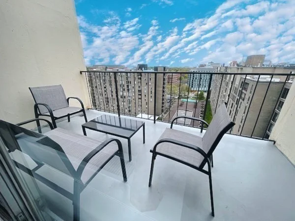 2 bed, 2 bath apartment for rent at 77 Pond Ave Unit 1505, Brookline — photo 17 of 25