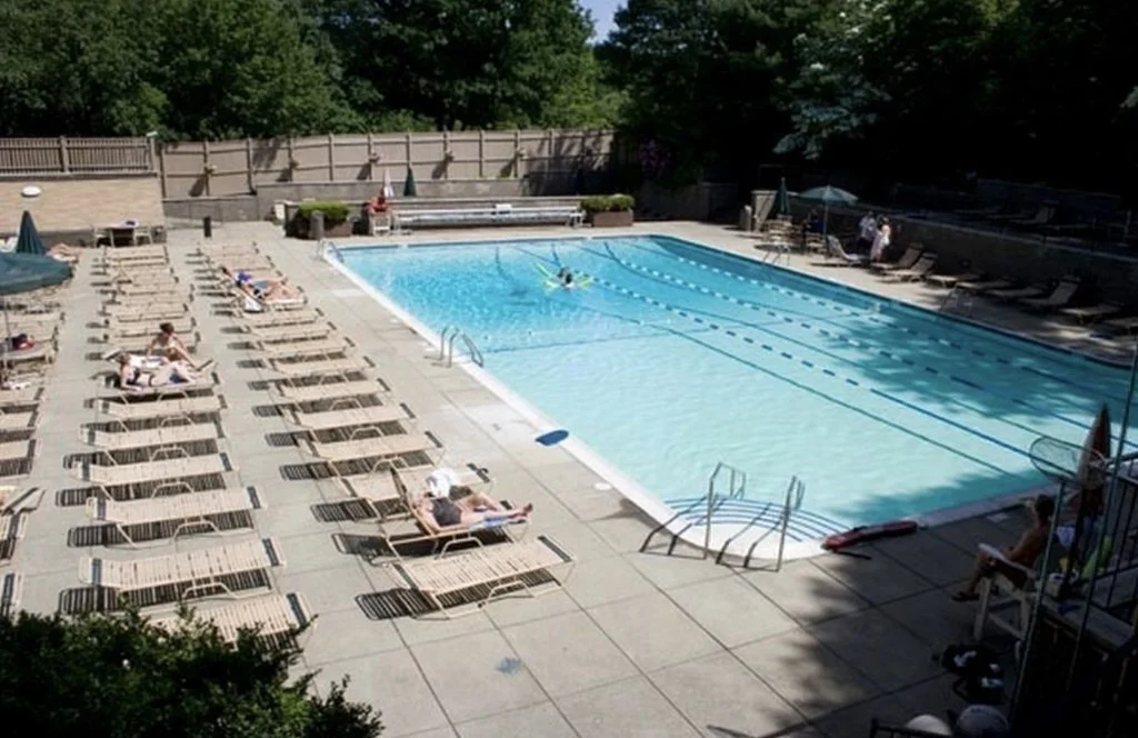 2 bed, 2 bath apartment for rent at 77 Pond Ave Unit 1505, Brookline — photo 21 of 25