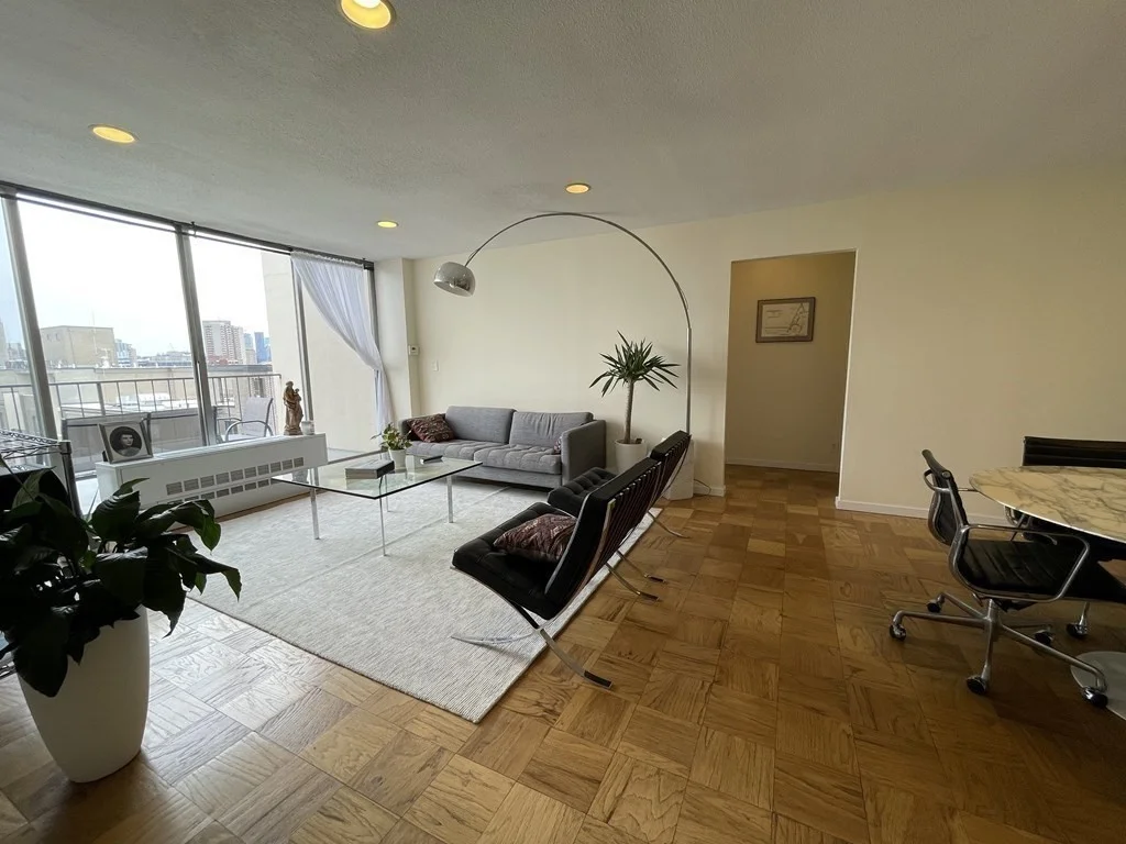 2 bed, 2 bath apartment for rent at 77 Pond Ave Unit 1505, Brookline — photo 8 of 25