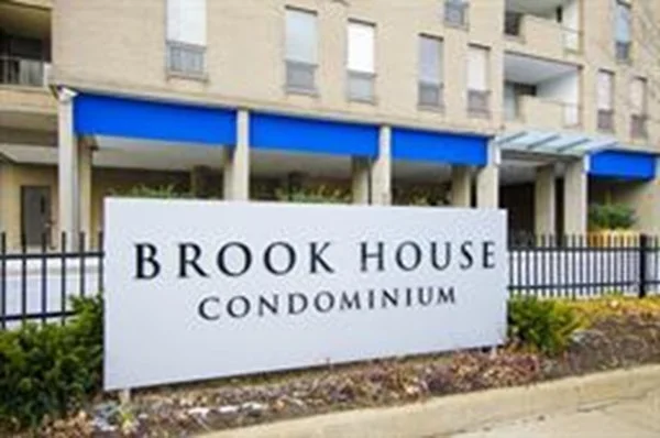 2 bed, 2 bath apartment for rent at 77 Pond Ave Unit 1505, Brookline — photo 1 of 25