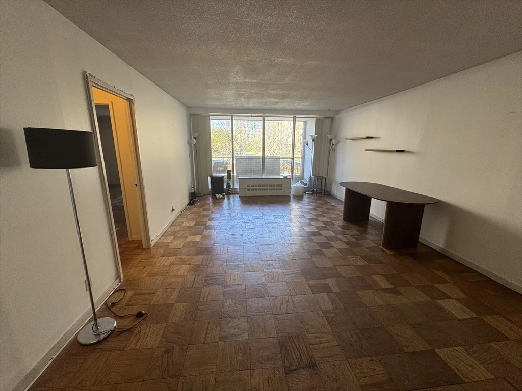 1 bed, 1 bath apartment for rent at 77 Pond Ave Unit 307, Brookline Village — photo 2 of 12