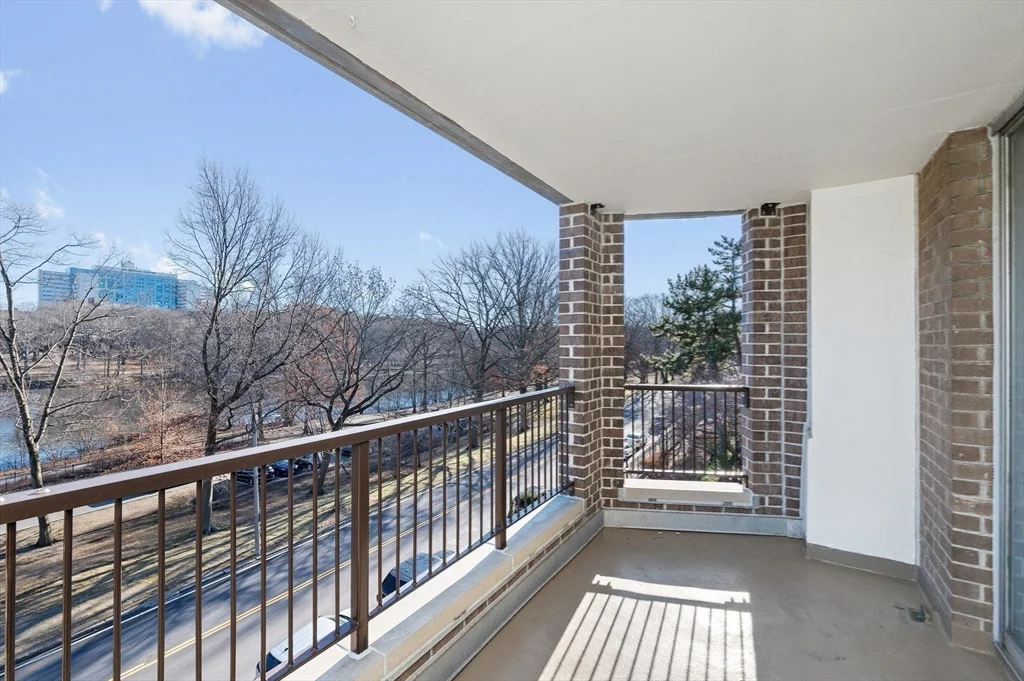 2 bed, 2 bath apartment for rent at 77 Pond Ave Unit 401, Coolidge Corner — photo 8 of 17