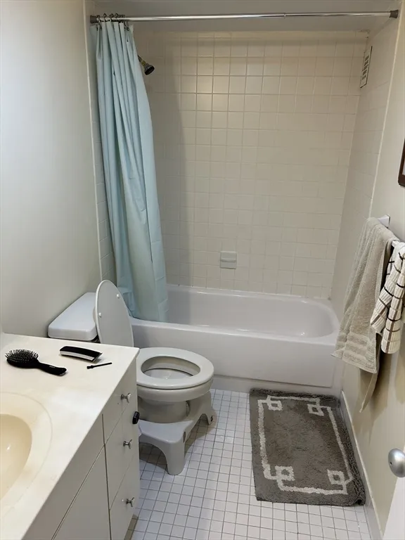 1 bed, 1 bath apartment for rent at 77 Pond Ave Unit 407, Brookline Village — photo 10 of 15