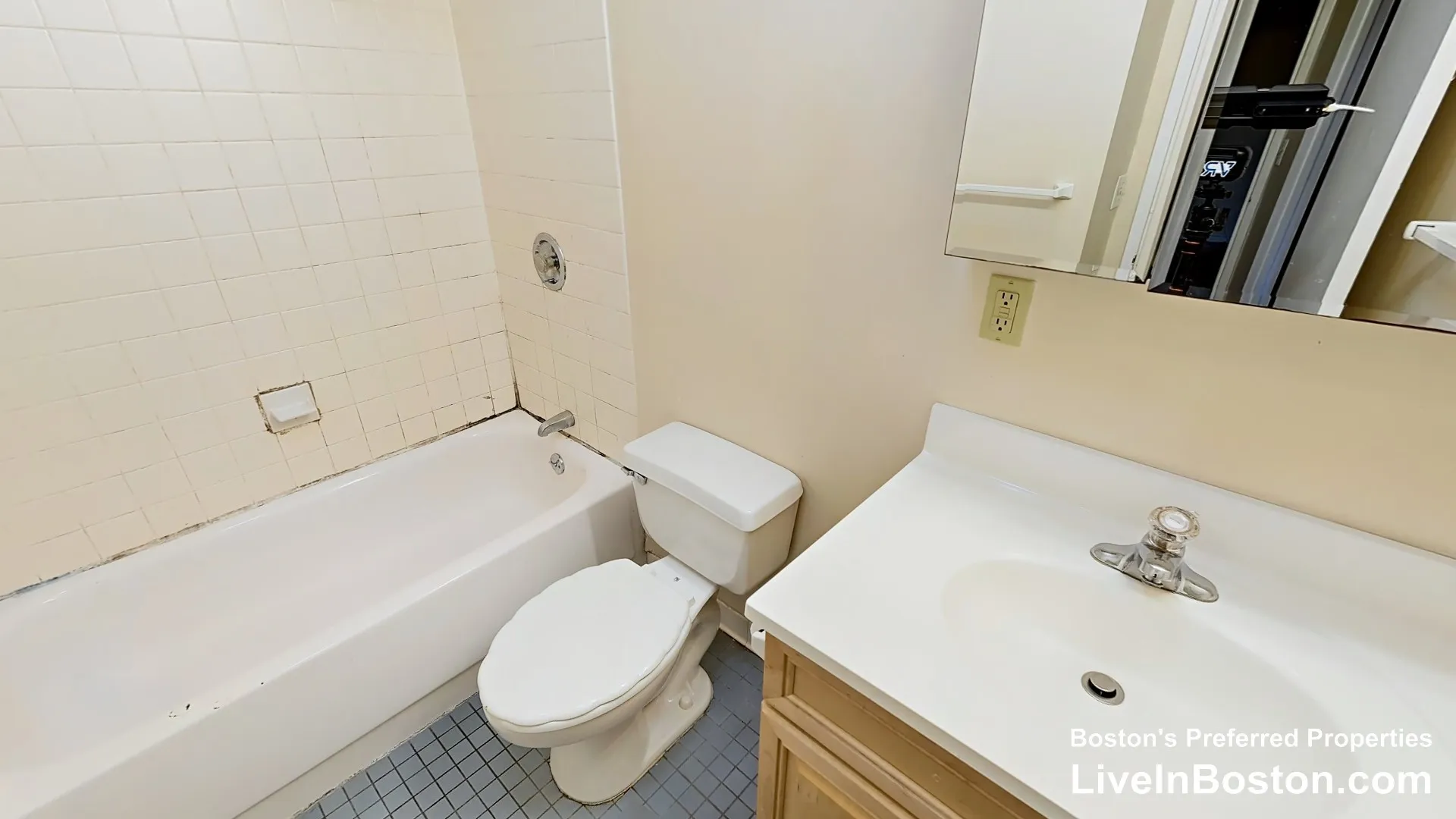 1 bed, 1 bath apartment for rent at 77 Pond Ave Unit 408, Brookline Village — photo 10 of 10