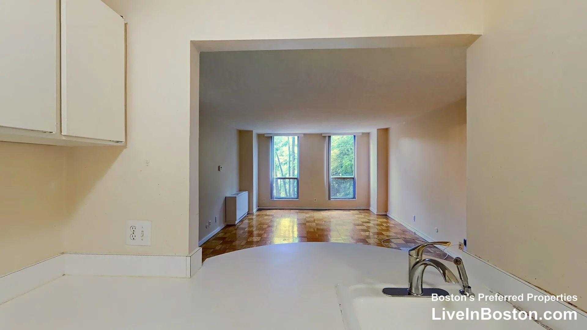 1 bed, 1 bath apartment for rent at 77 Pond Ave Unit 408, Brookline Village — photo 5 of 10