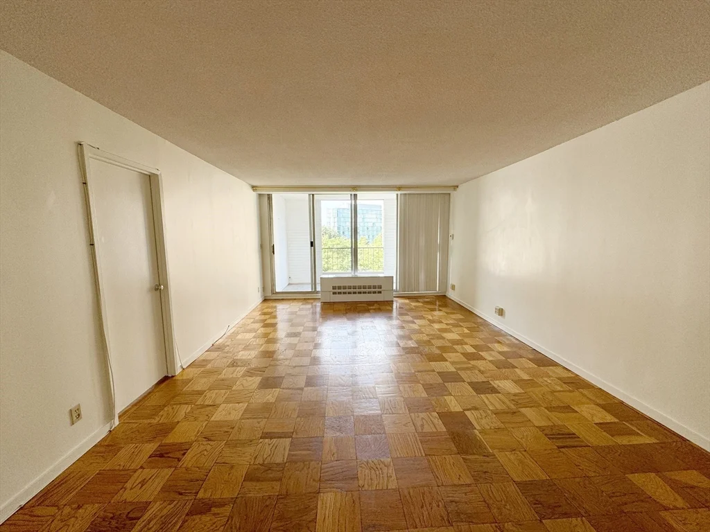 1 bed, 1 bath apartment for rent at 77 Pond Ave Unit 507, Brookline — photo 1 of 15