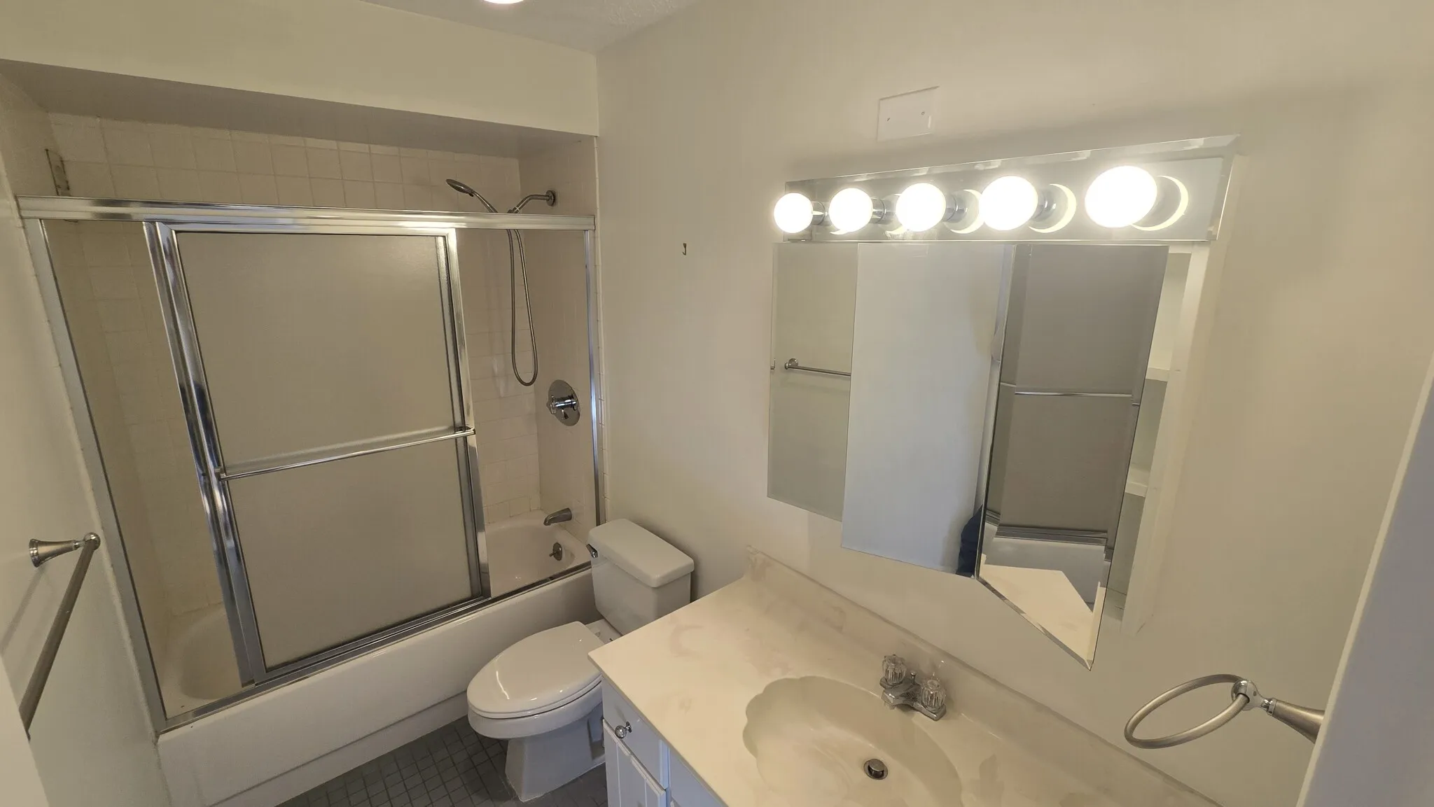 2 bed, 2 bath apartment for rent at 77 Pond Ave Unit 606, Brookline Village — photo 8 of 15