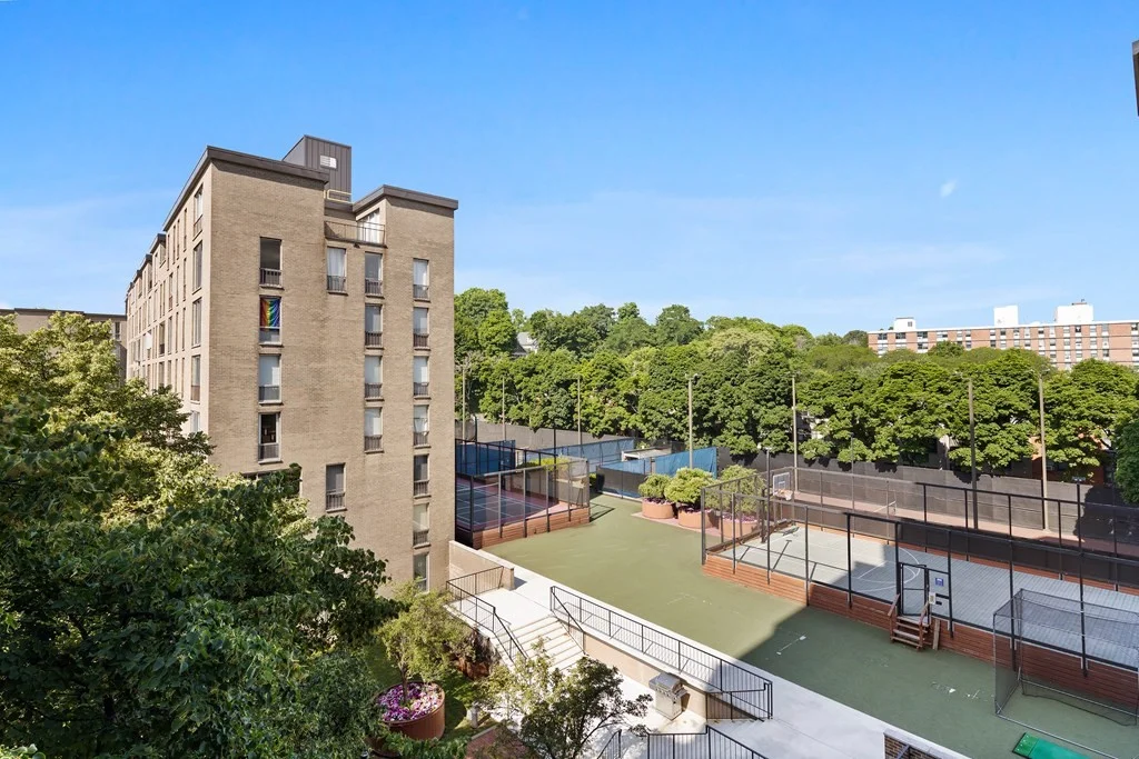 1 bed, 1 bath apartment for rent at 77 Pond Ave Unit 610, Brookline Village — photo 15 of 26