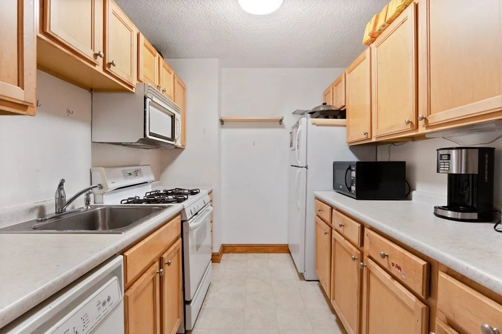 1 bed, 1 bath apartment for rent at 77 Pond Ave Unit 610, Brookline Village — photo 11 of 26