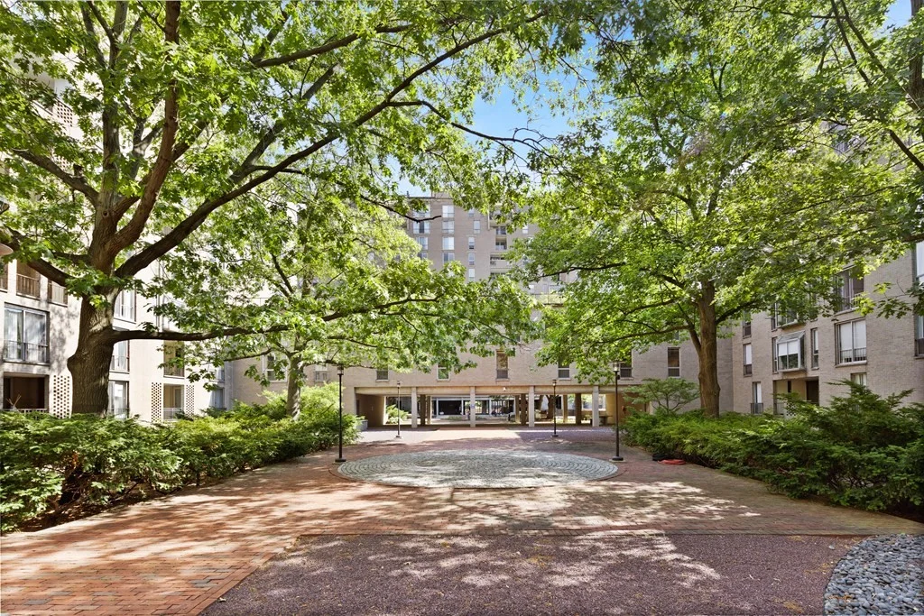 1 bed, 1 bath apartment for rent at 77 Pond Ave Unit 610, Brookline Village — photo 20 of 26