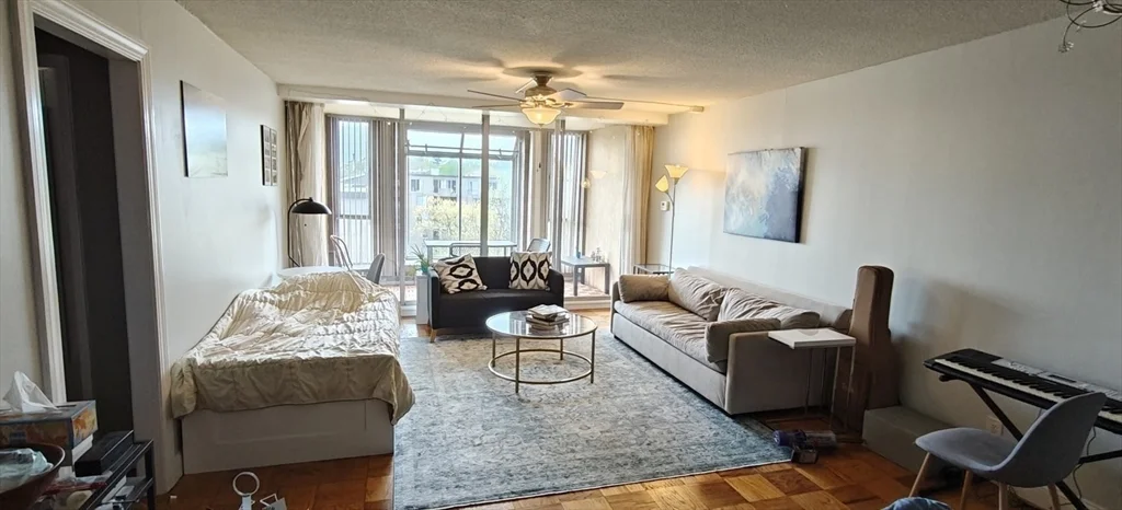1 bed, 1 bath apartment for rent at 77 Pond Ave Unit 804, Coolidge Corner — photo 3 of 11