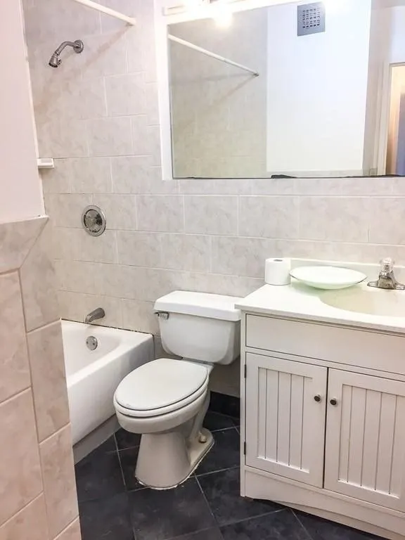 1 bed, 1 bath apartment for rent at 77 Pond Ave Unit 808, Coolidge Corner — photo 5 of 16