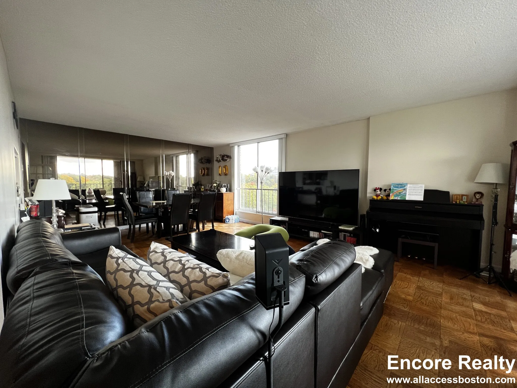 2.5 bed, 2 bath apartment for rent at 77 Pond Ave Unit 902, Brookline Village — photo 2 of 19