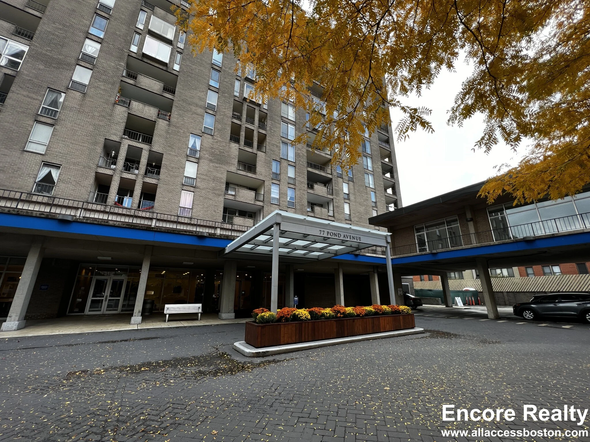 2.5 bed, 2 bath apartment for rent at 77 Pond Ave Unit 902, Brookline Village — photo 19 of 19