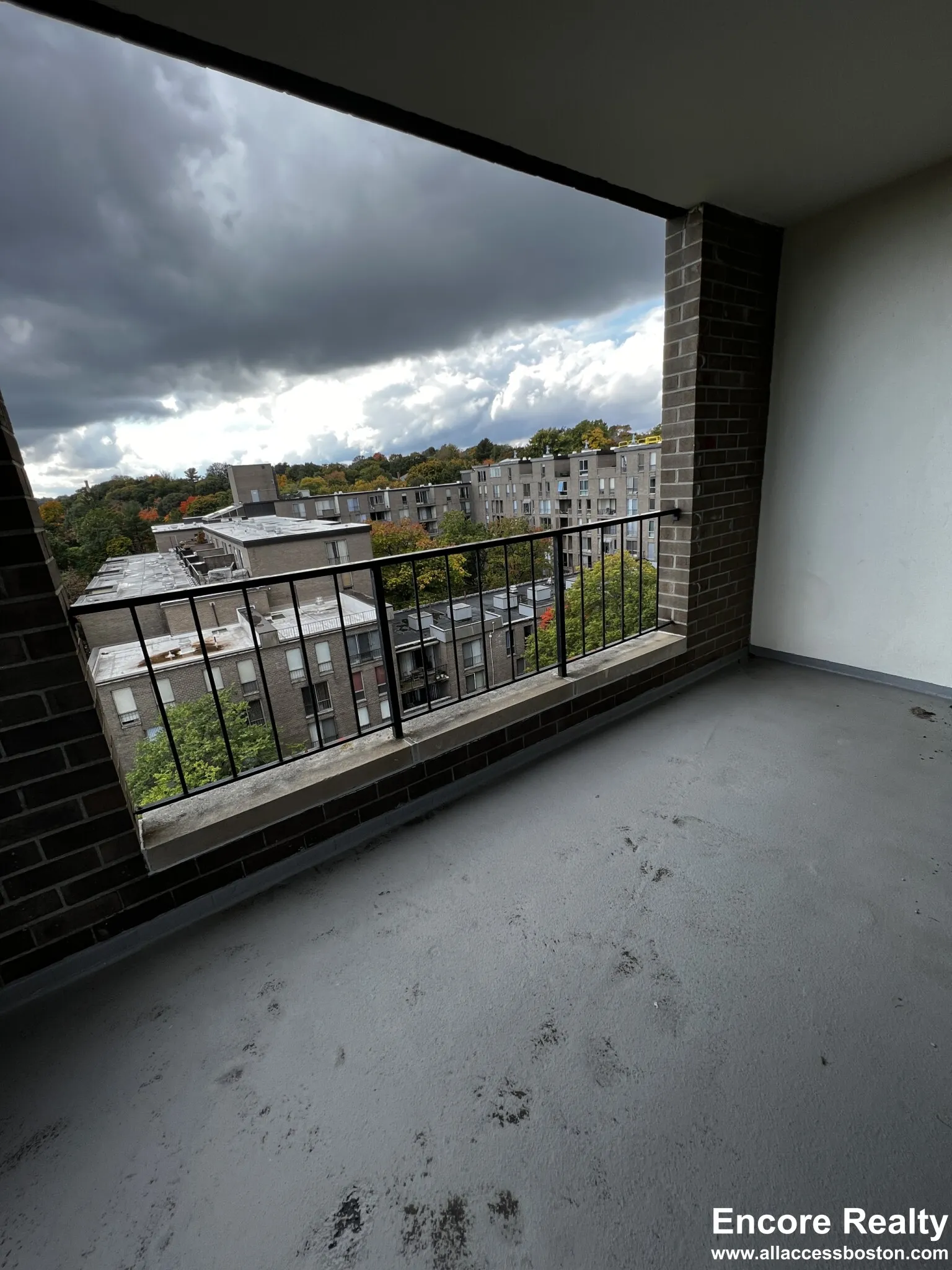 2.5 bed, 2 bath apartment for rent at 77 Pond Ave Unit 902, Brookline Village — photo 10 of 19