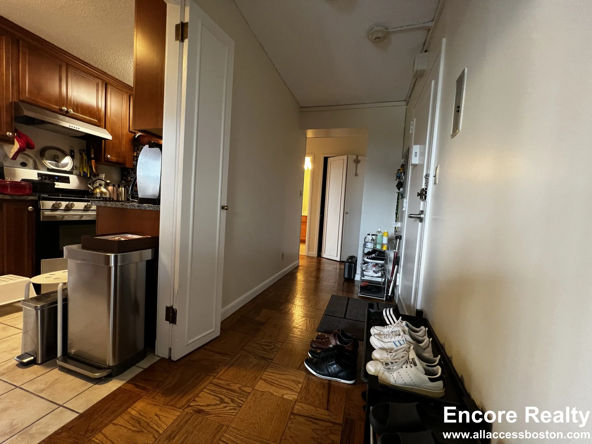 2.5 bed, 2 bath apartment for rent at 77 Pond Ave Unit 902, Brookline Village — photo 7 of 19